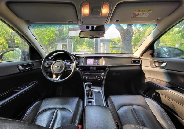 Kia Optima cena 63900 przebieg: 181400, rok produkcji 2017 z Szamocin małe 436